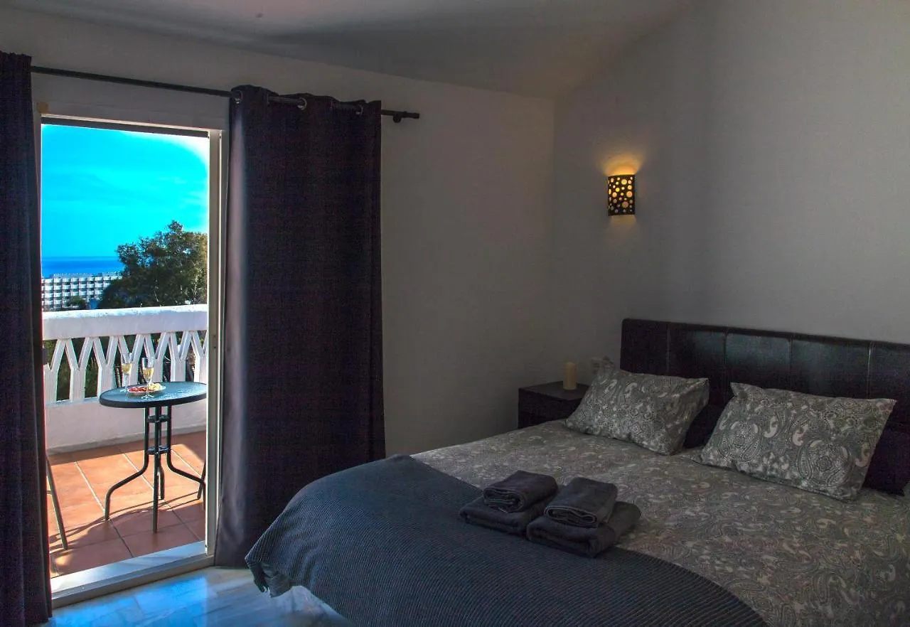 Vakantiehuis Agradable Adosado Con Piscina La Hidalga Villa Benalmádena Spanje