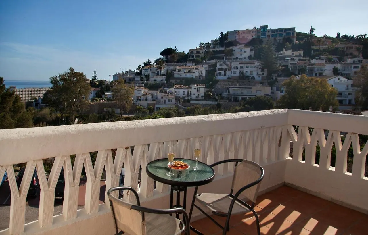 Agradable Adosado Con Piscina La Hidalga Villa Benalmádena