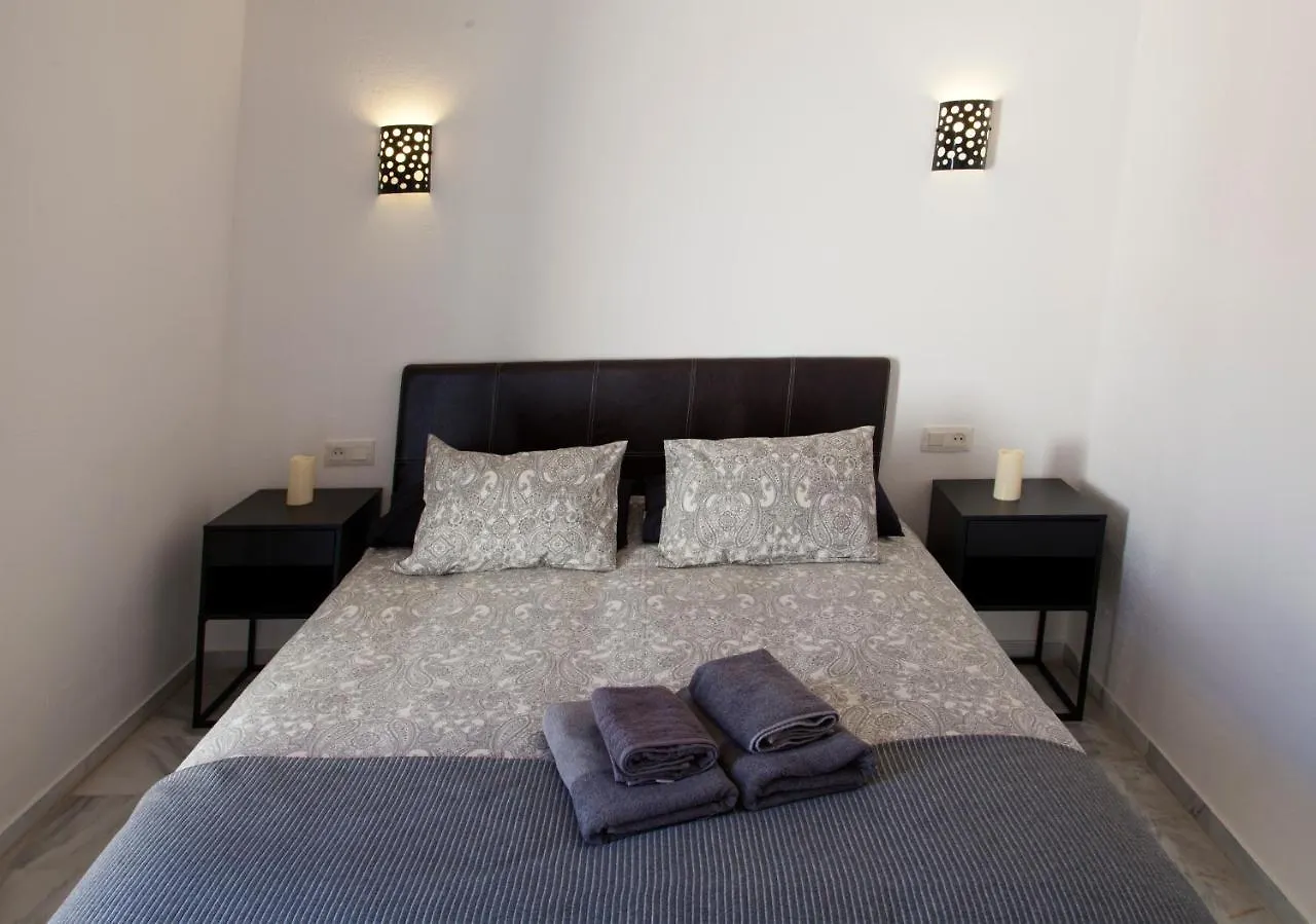 Agradable Adosado Con Piscina La Hidalga Villa Benalmádena 0*,  Spanje