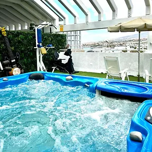 https://luxury-apartment-in-the-south-of-tenerife.tenerifehoteles.net